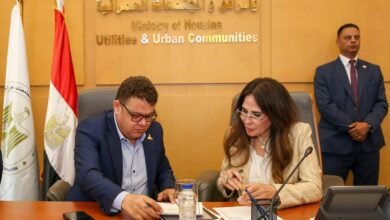 وزيرة-الإسكان-تلتقى-أعضاء-مجلس-الشيوخ-لبحث-مطالب-المواطنين