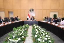 وزير-الصناعة-يبحث-مع-غرفة-الأخشاب-تحديات-القطاع-وخطط-تطويره-وتعزيز-الصادرات