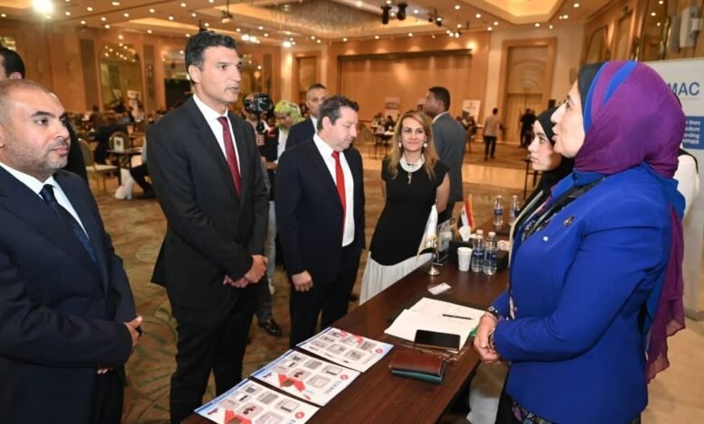 وزير-الصناعة-يفتتح-الدورة-الثالثة-من-معرض-بعثة-المشترين-egypt-power-show 