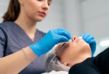 «مشرط-التجميل»-يطرق-أبواب-العملة-الصعبة